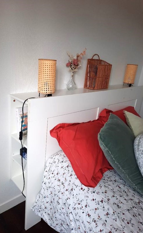 T�te de lit Brimnes Ikea avec rangement